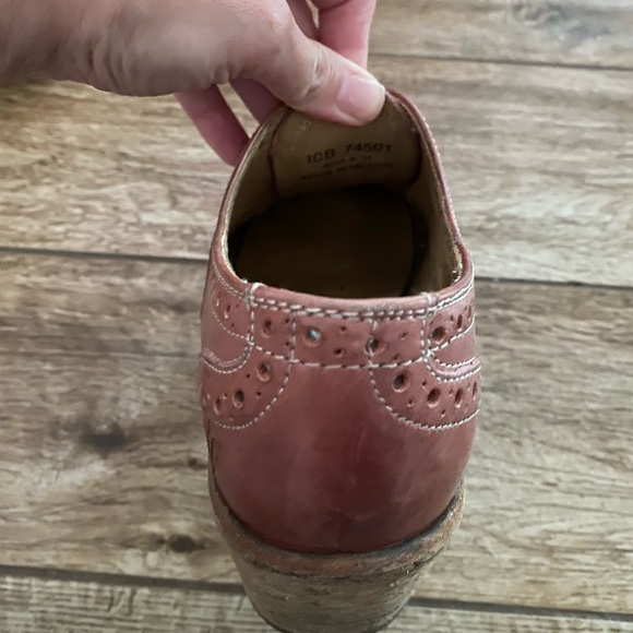 Frye pink oxfords - Picture 8 of 11